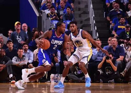  NBA前瞻：勇士VS 76人，库里对决马克西，谁能延续连胜？